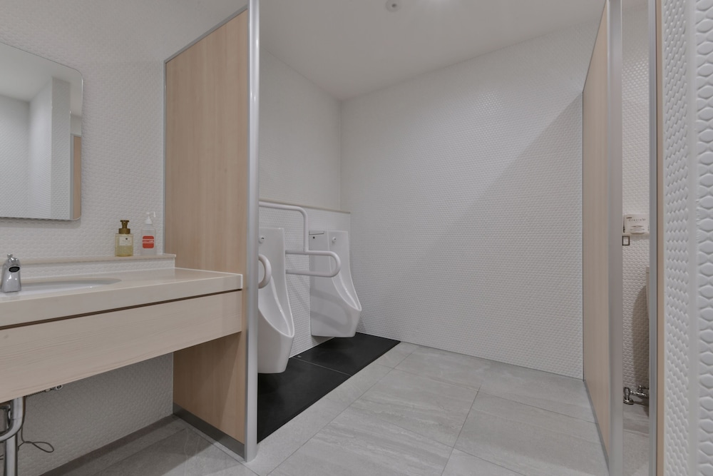 REF Kumamoto by Vessel Hotels 49/50