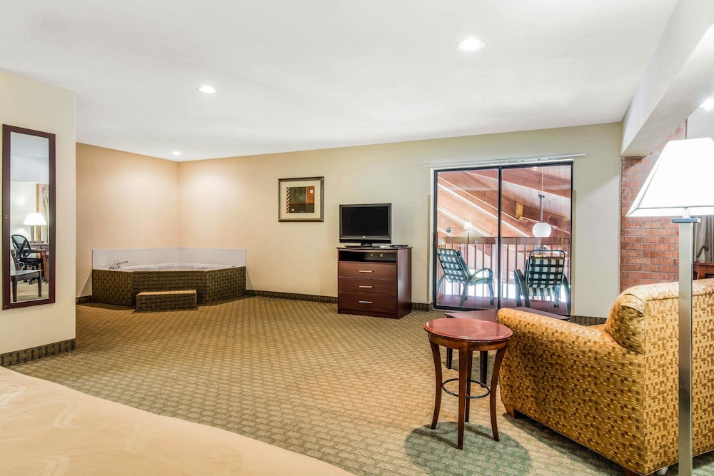 Quality Inn Batesville 29/40