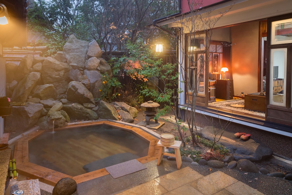 swimming pool spa