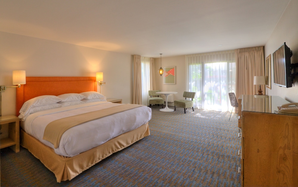 Ashland Hills Hotel Suites 11/51