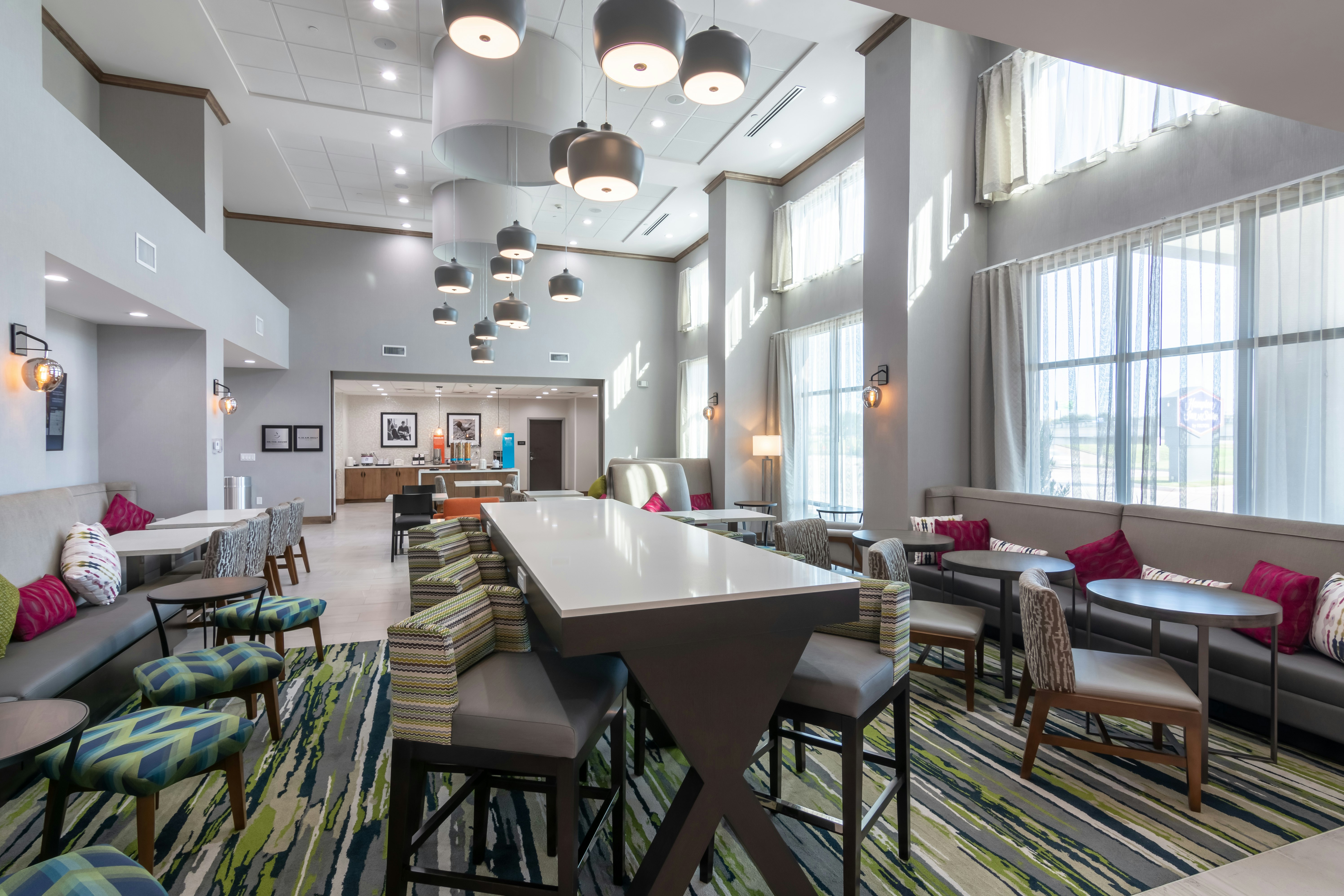 Hampton Inn & Suites Dallas East TX 31/45