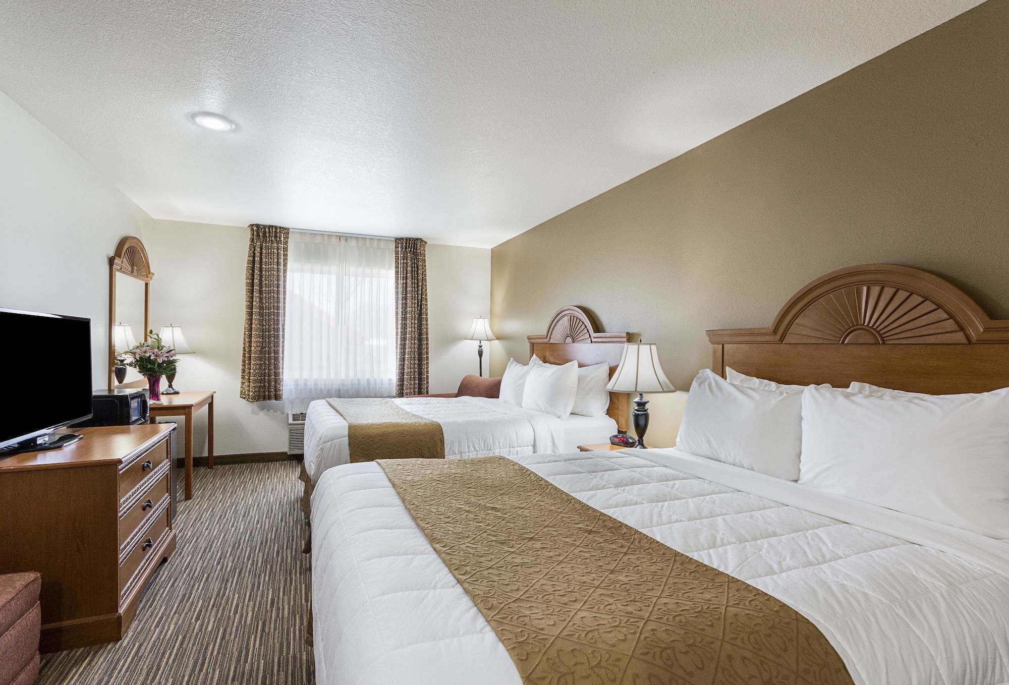 غرفة قياسية بسريرين كوين، Econo Lodge Livingston Gateway To Yellowstone 5/8