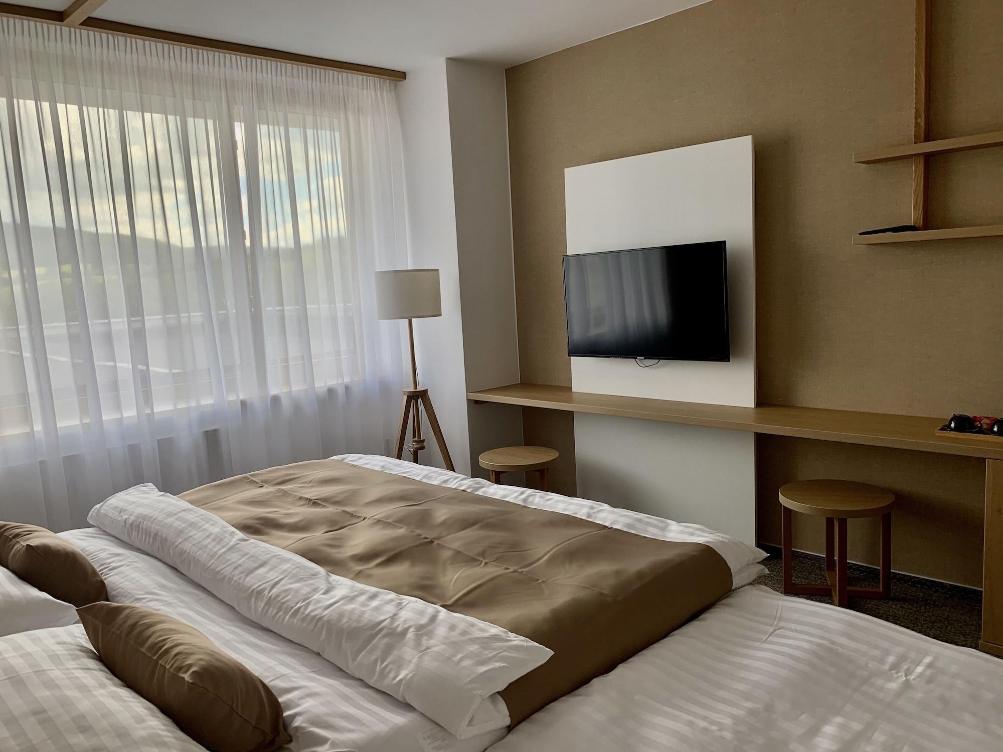 Adamantino Hotel 13/28