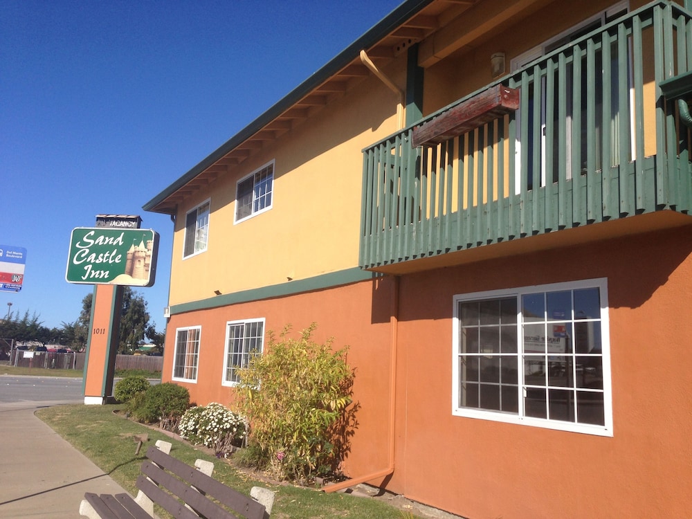 Sand Castle Inn 11/59