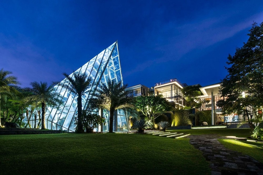 Amaryllis Boutique Resort 4/34
