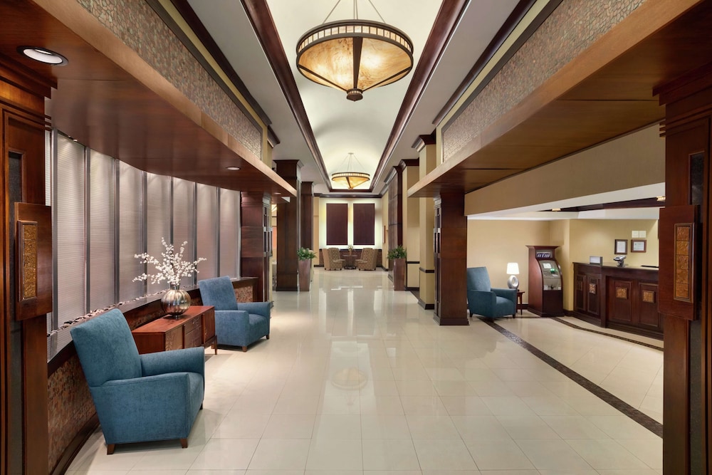 DoubleTree by Hilton South Charlotte Tyvola 8/54