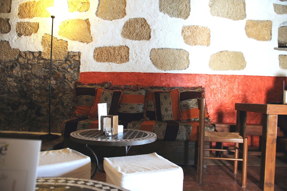 Hotel Rural 4 Esquinas 46/53