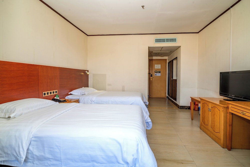 Nan Fang Da Sha Hotel 12/37