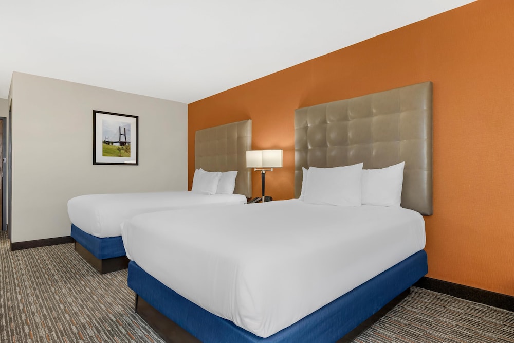 Pear Tree Inn Cape Girardeau West 22/50