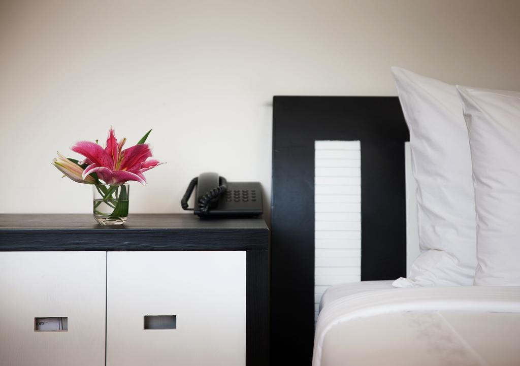 Serenity Villa Hotel 20/27