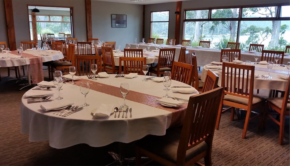 Stewarts Bay Lodge 49/65