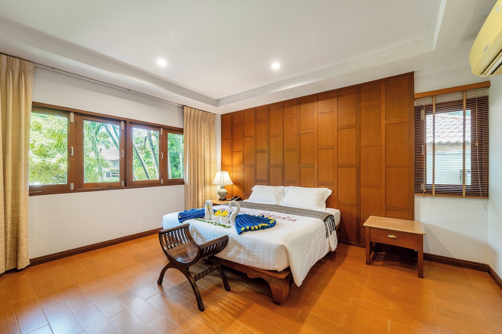 Sailom Resort Bangsaphan 17/55