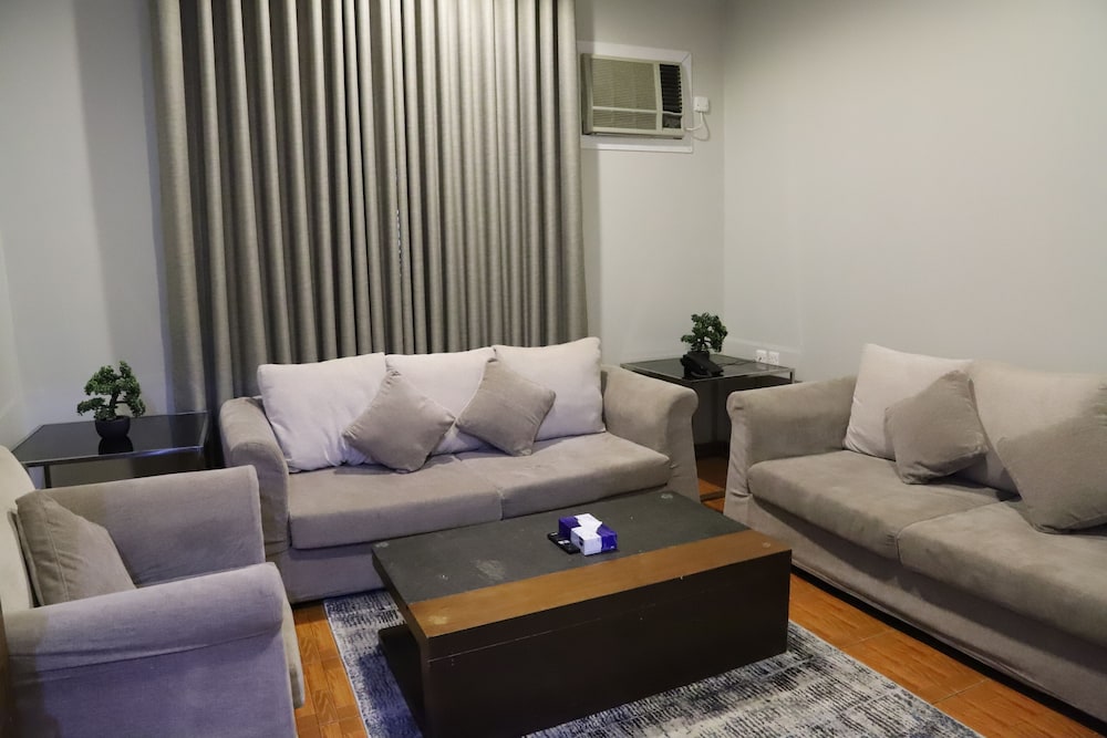 Al-Mawasem Al-Arbaa Serviced apartments 83/94