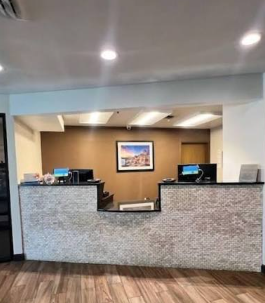 Comfort Inn & Suites Colby 6/22