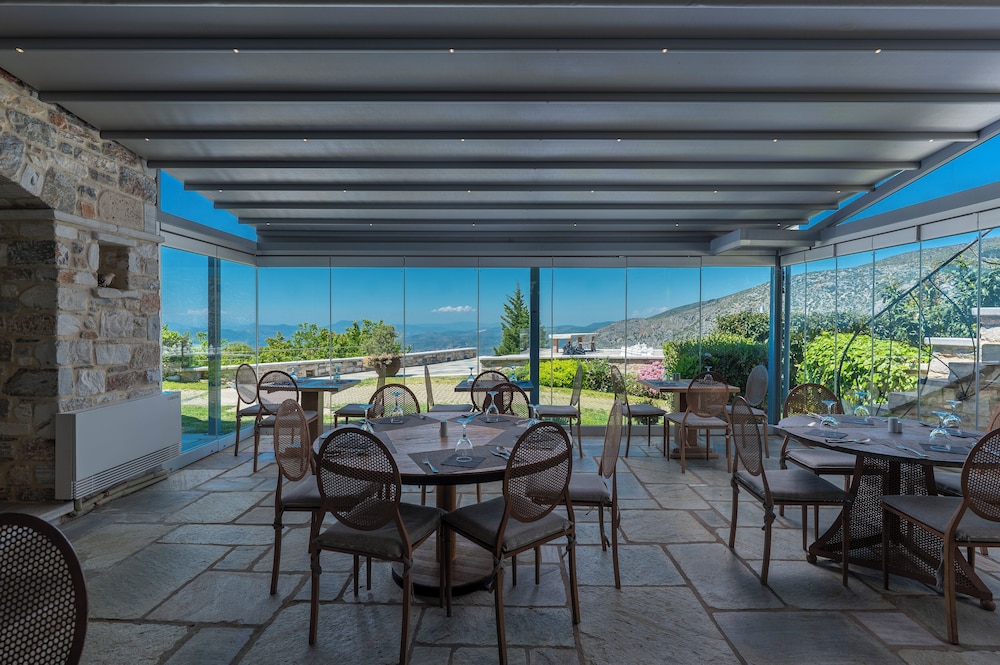 Valeni Boutique Hotel 35/48