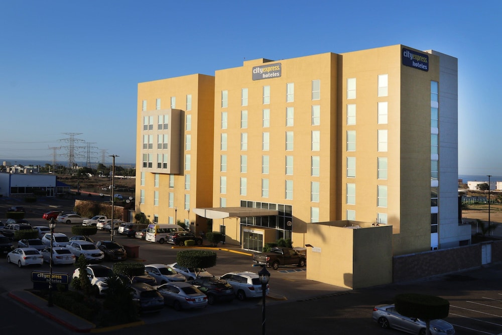 City Express by Marriott Rosarito 4/64