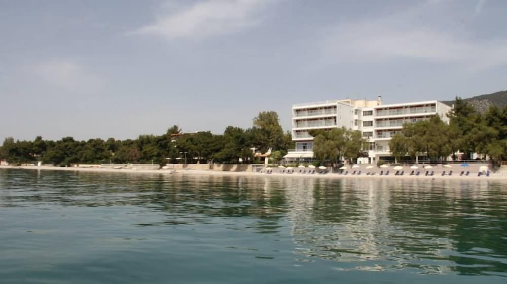 Siagas Beach Hotel 41/47