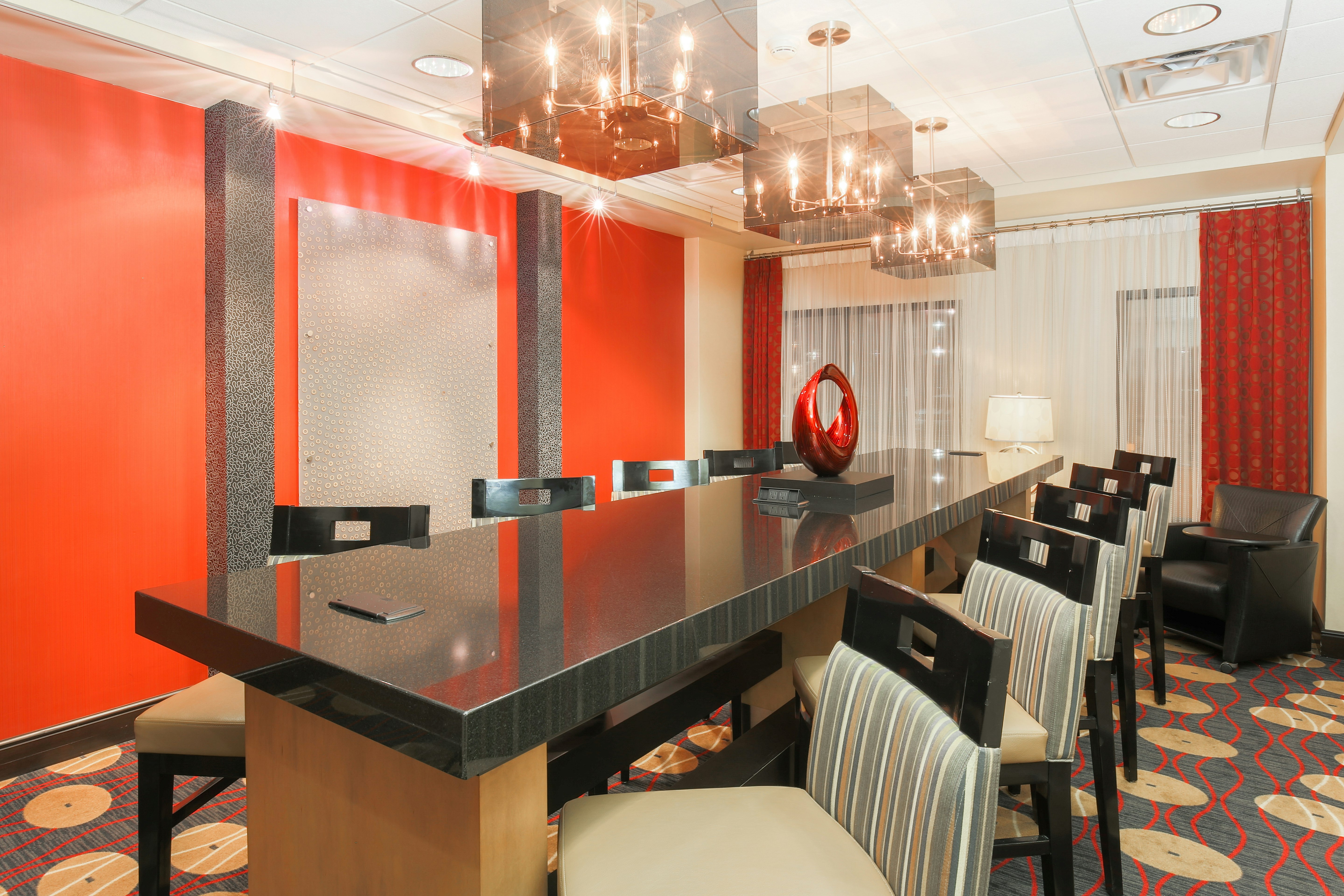 Hampton Inn Champaign/Urbana 16/63