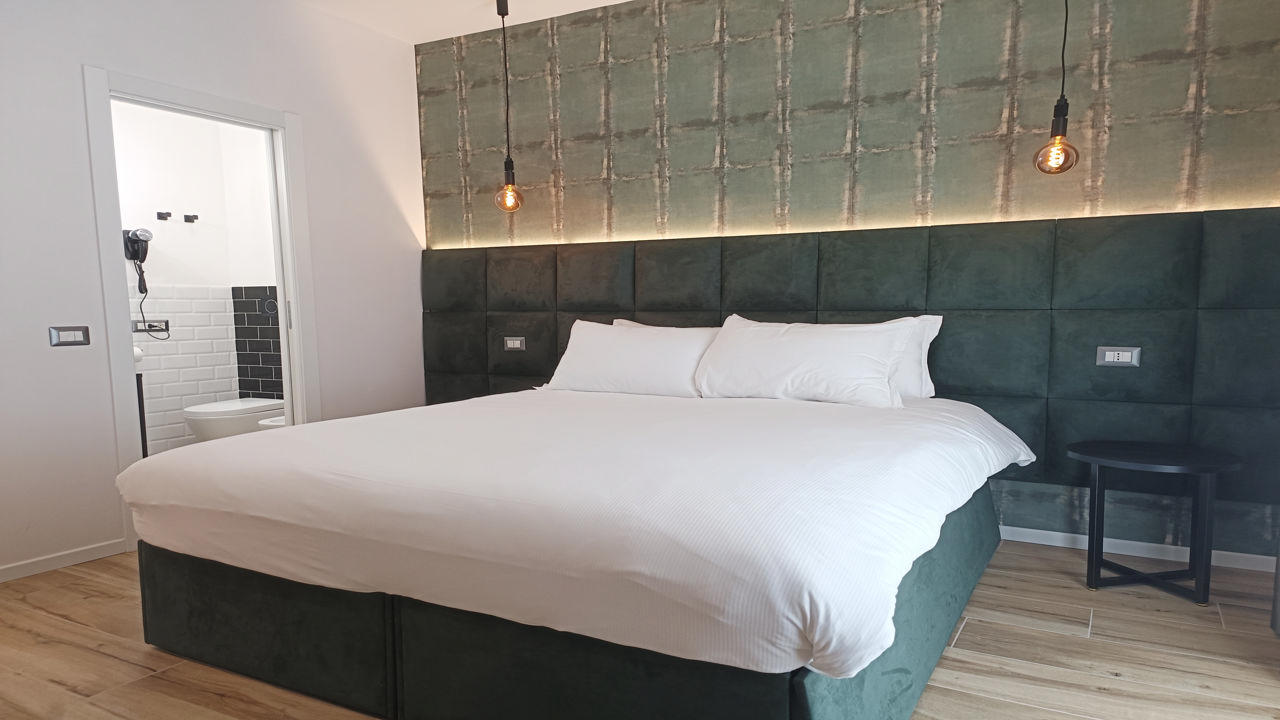 Romi Suite 28/38