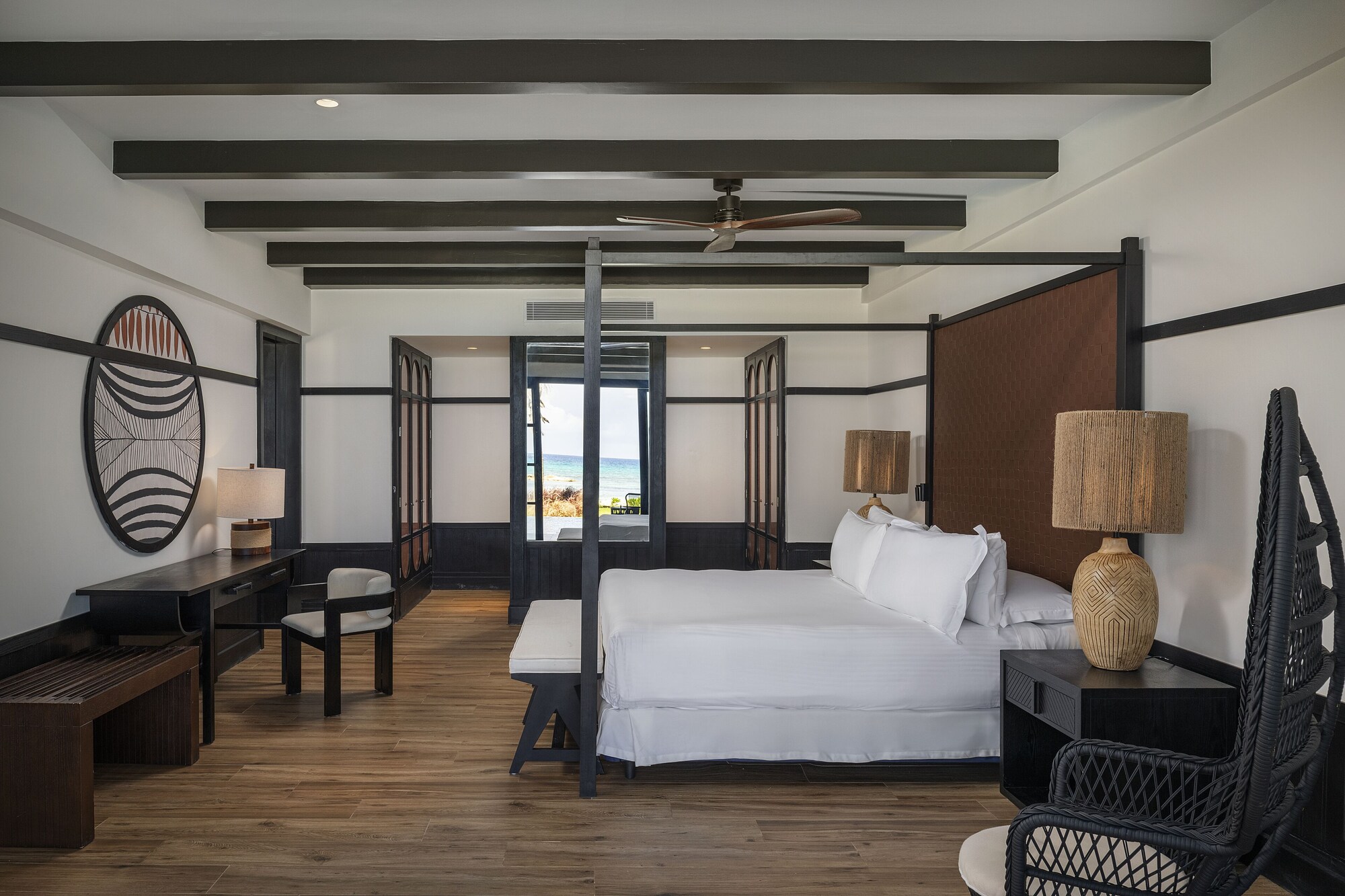 Swim Up, Master, Privilege, Suite, King Bed, Ocean Front, 2 Sofa