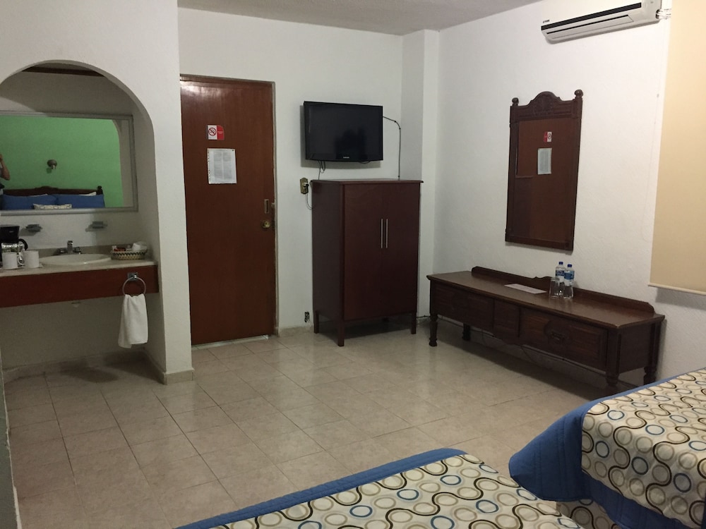 Hotel Palacio 40/57