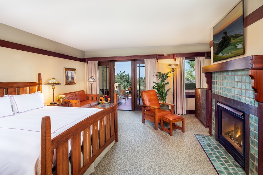Lodge At Torrey Pines 68/80