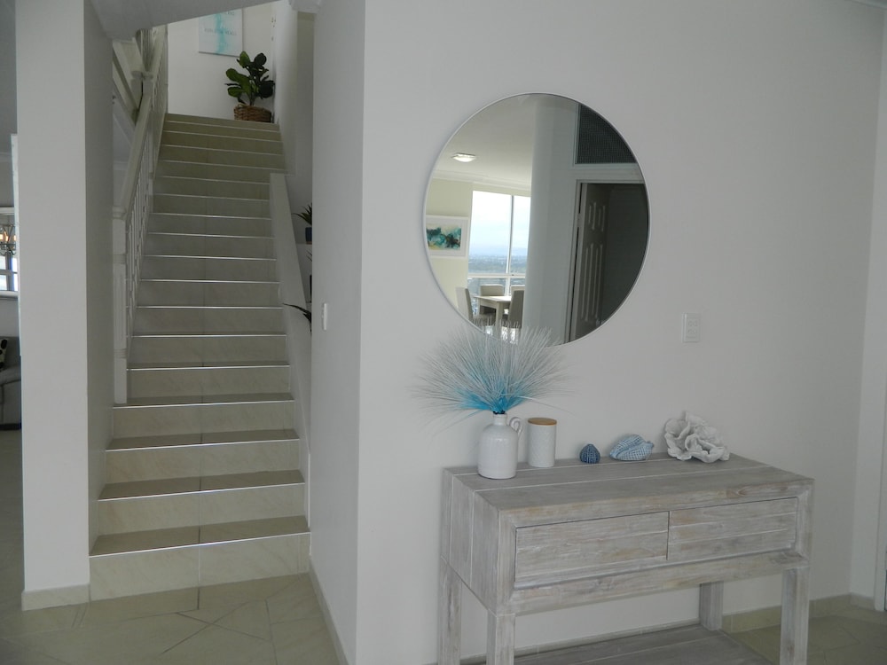 2ND AVENUE BEACHSIDE APARTMENTS 38/73