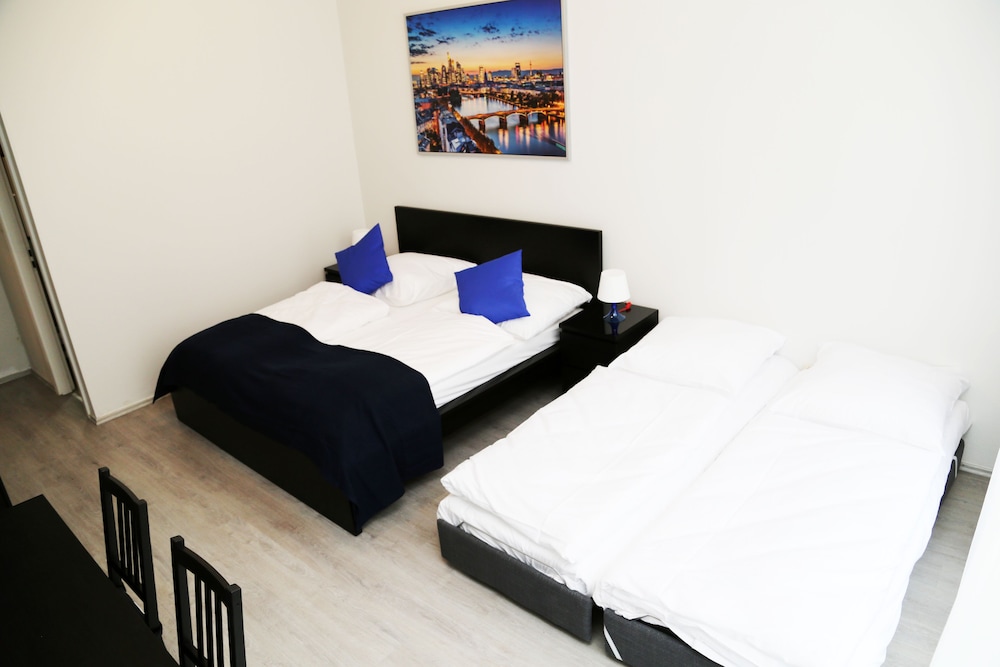 Main Hotel Frankfurt City 8/27