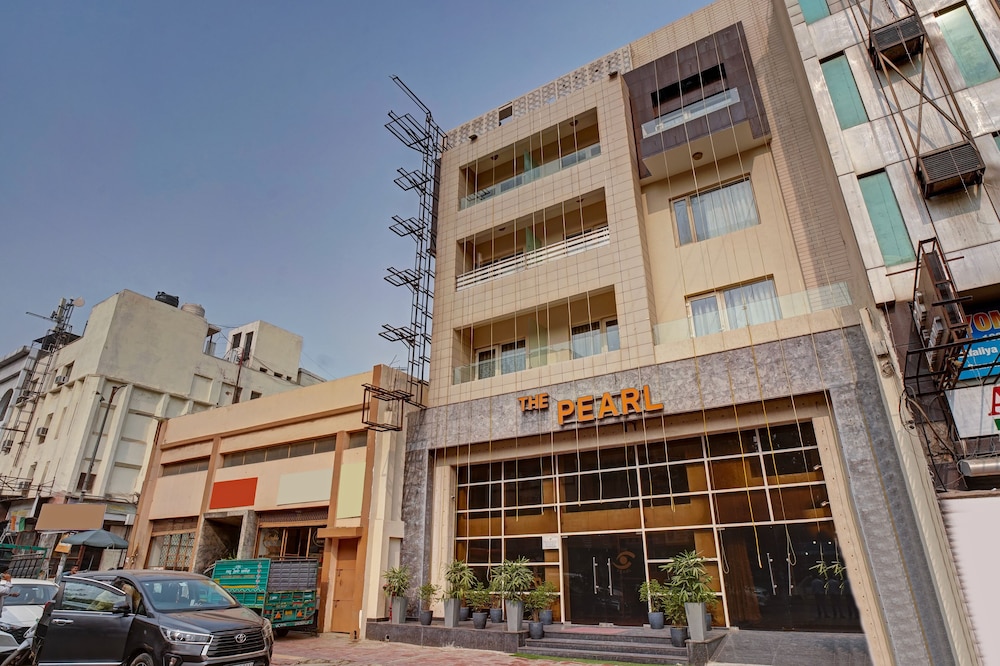 The Pearl Hotel 5/50