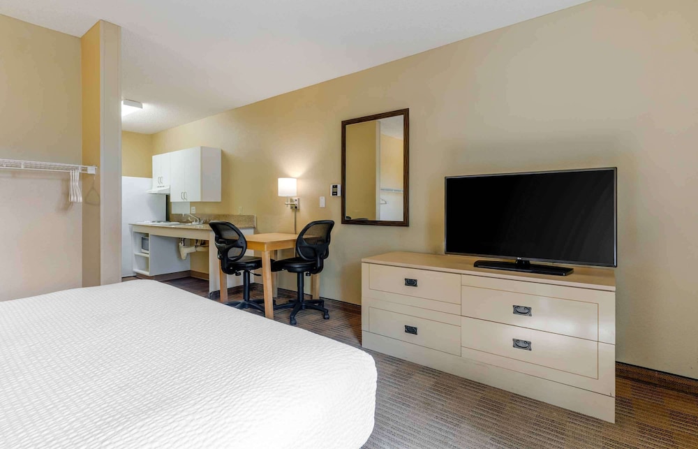 Extended Stay America Pleasant Hill - Buskirk Avenue 14/46