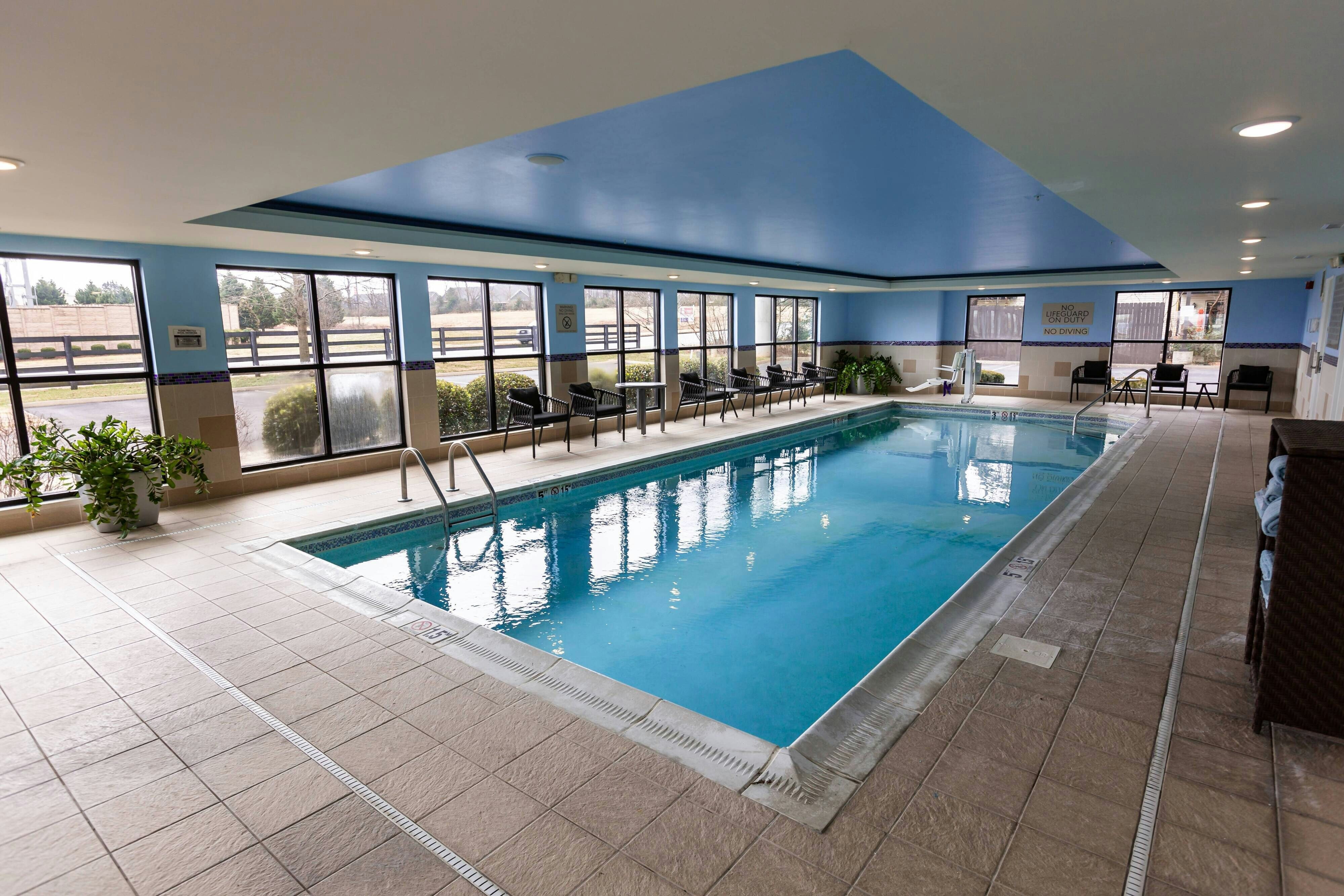 TOWNEPLACE SUITES BOWLING GREEN 22/44