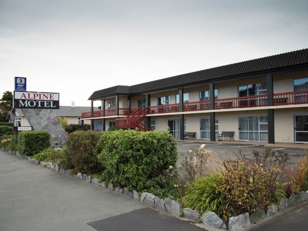 Alpine Motel 3/71