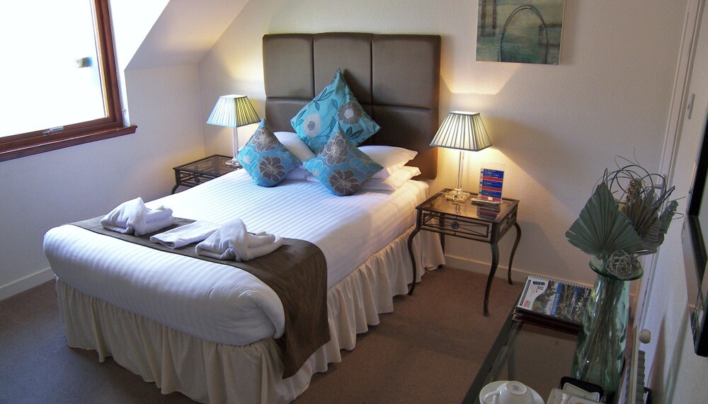 Rosemount Hotel 26/57