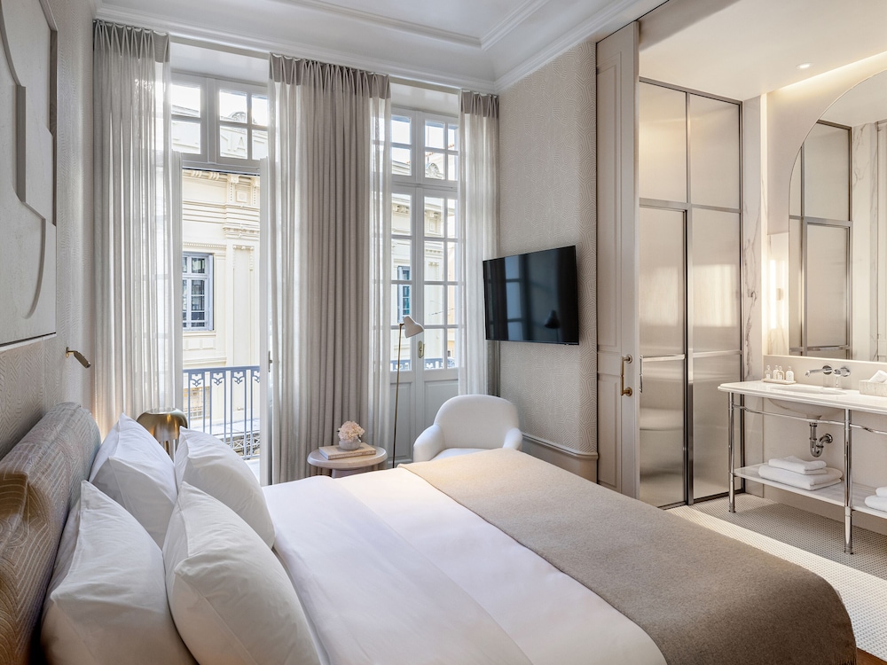 Athenian, King Bed, Balcony