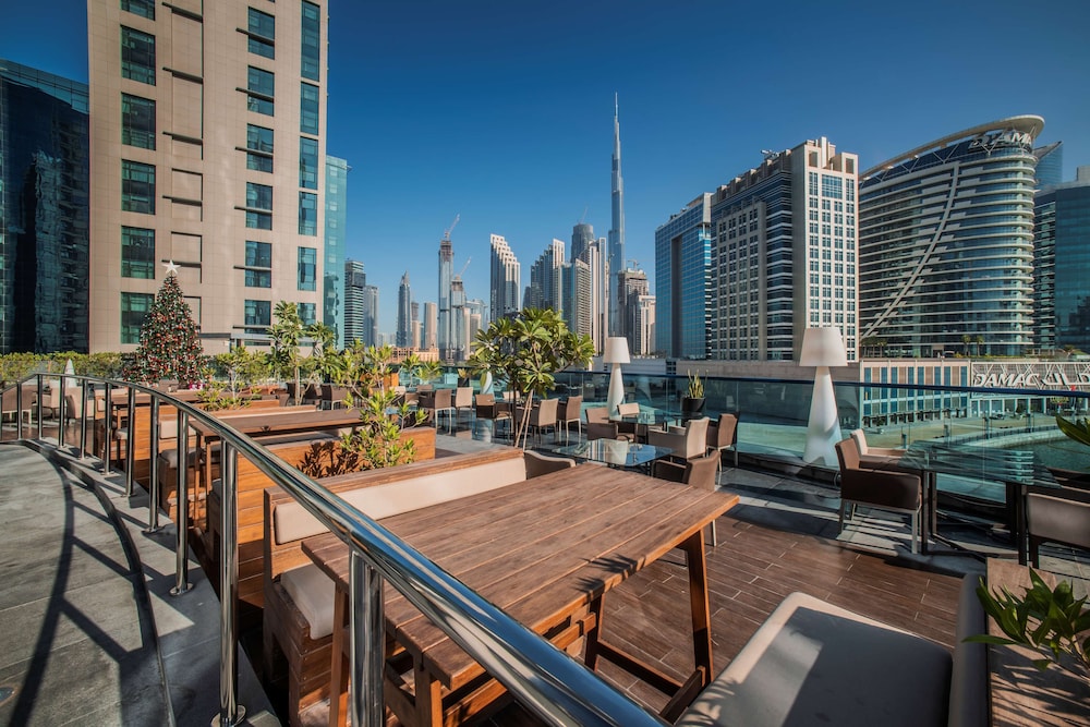 Radisson Blu Hotel Dubai Waterfront 72/78