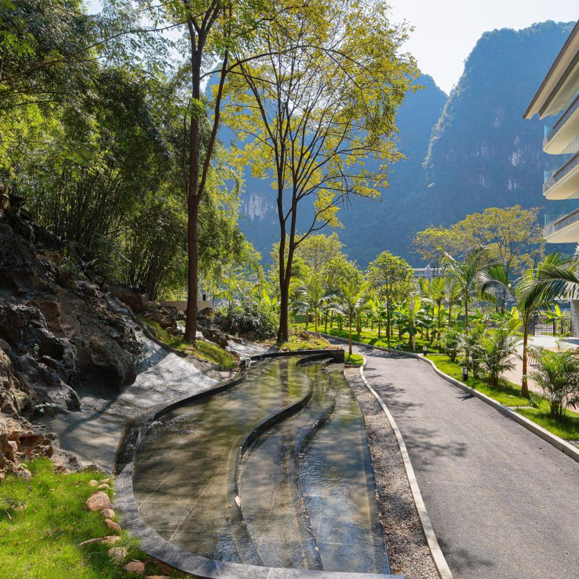 TUI BLUE Yangshuo Xiangheli Hotel 46/70