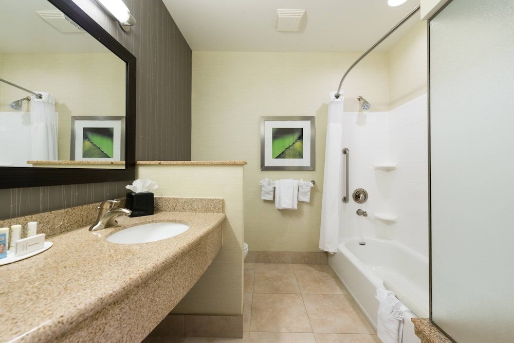 Courtyard Marriott Victorville 11/52