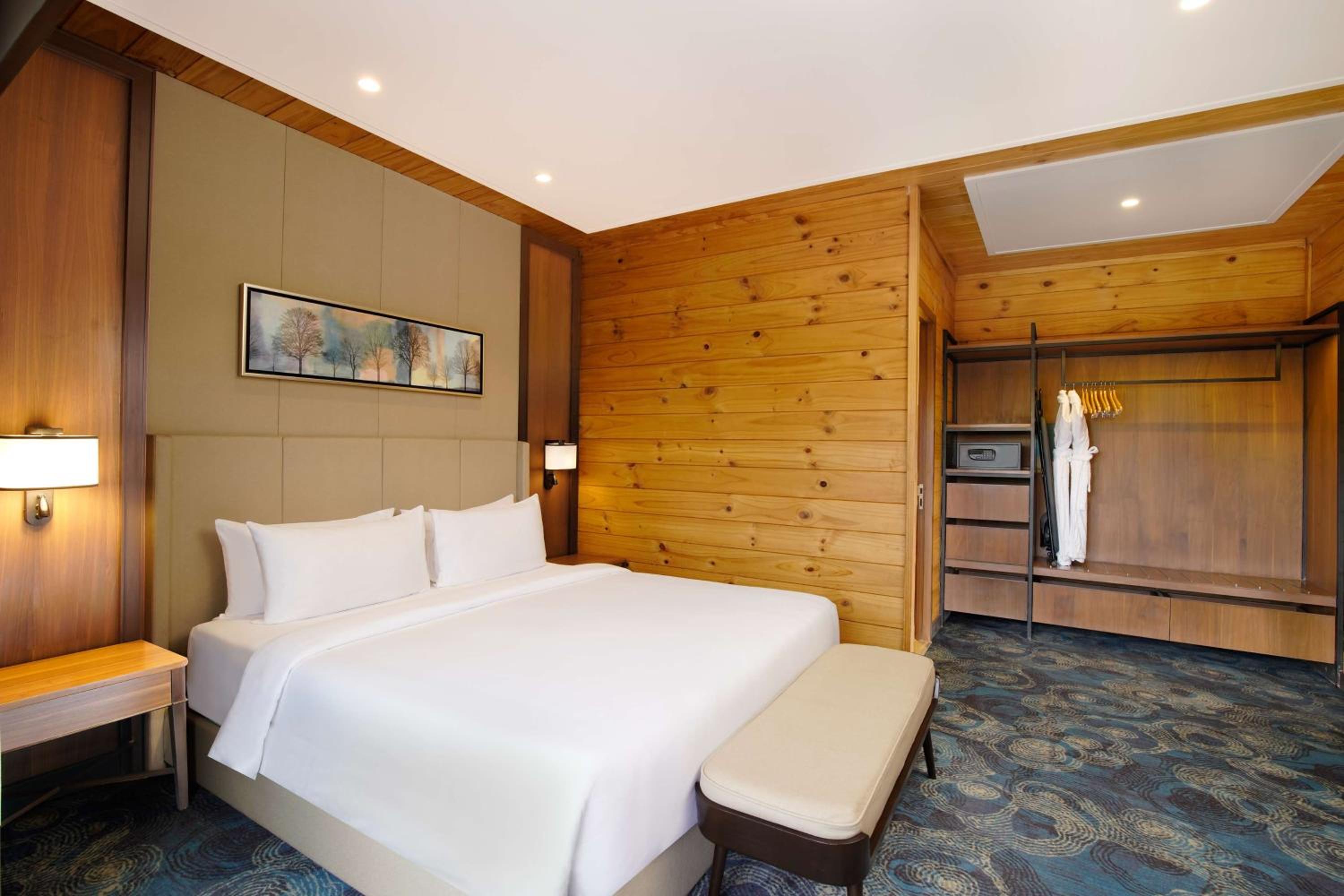 Select, Junior Suite