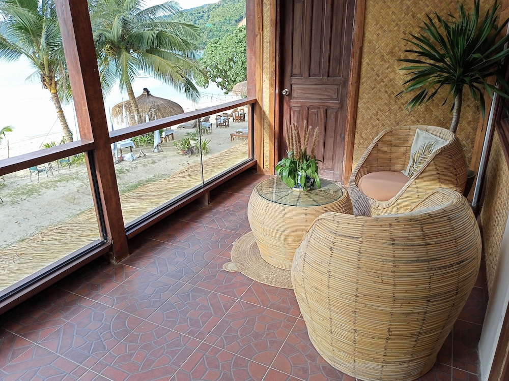 Las Cabanas Beach Resort 27/65