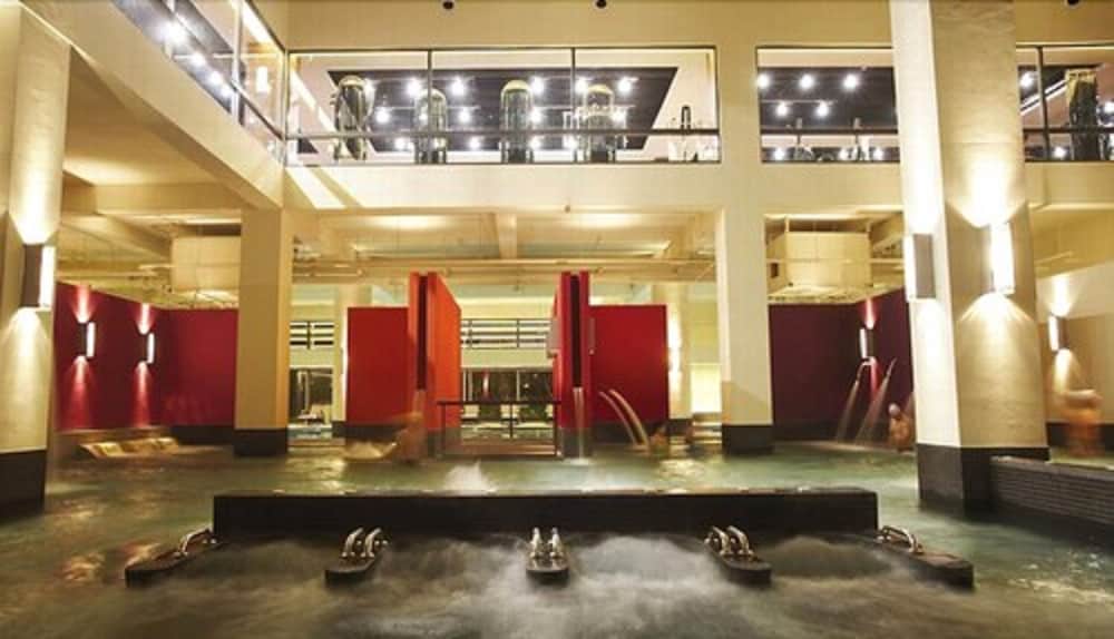 South Garden Hotels And Resorts 34/64