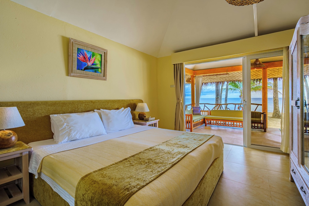Coco Grove Beach Resort 11/50