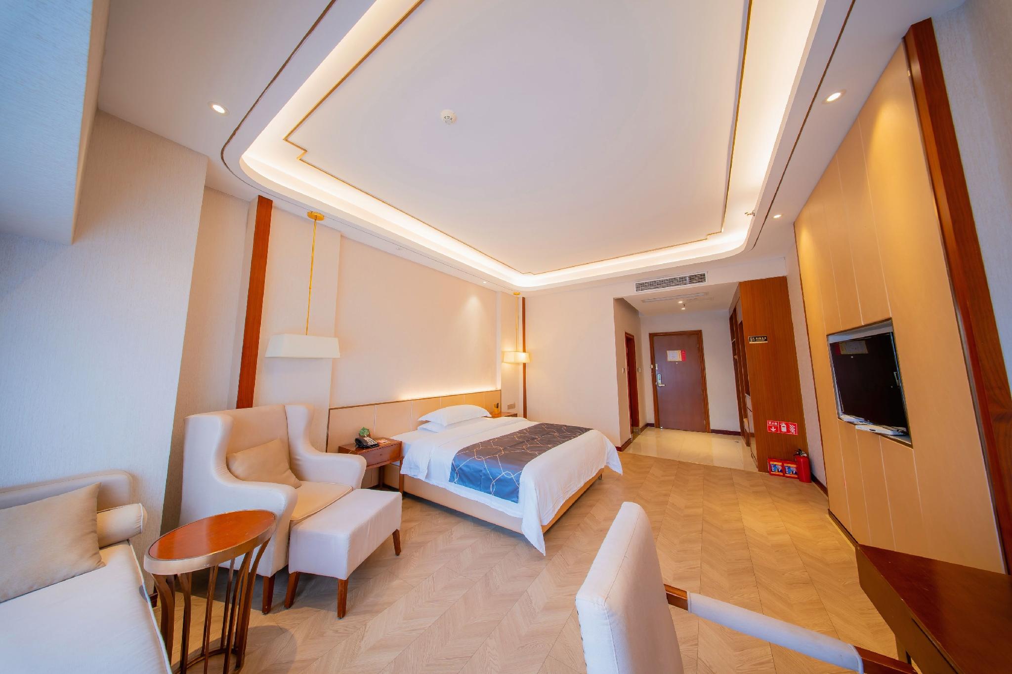 Fuyue Holiday Hotel 19/34