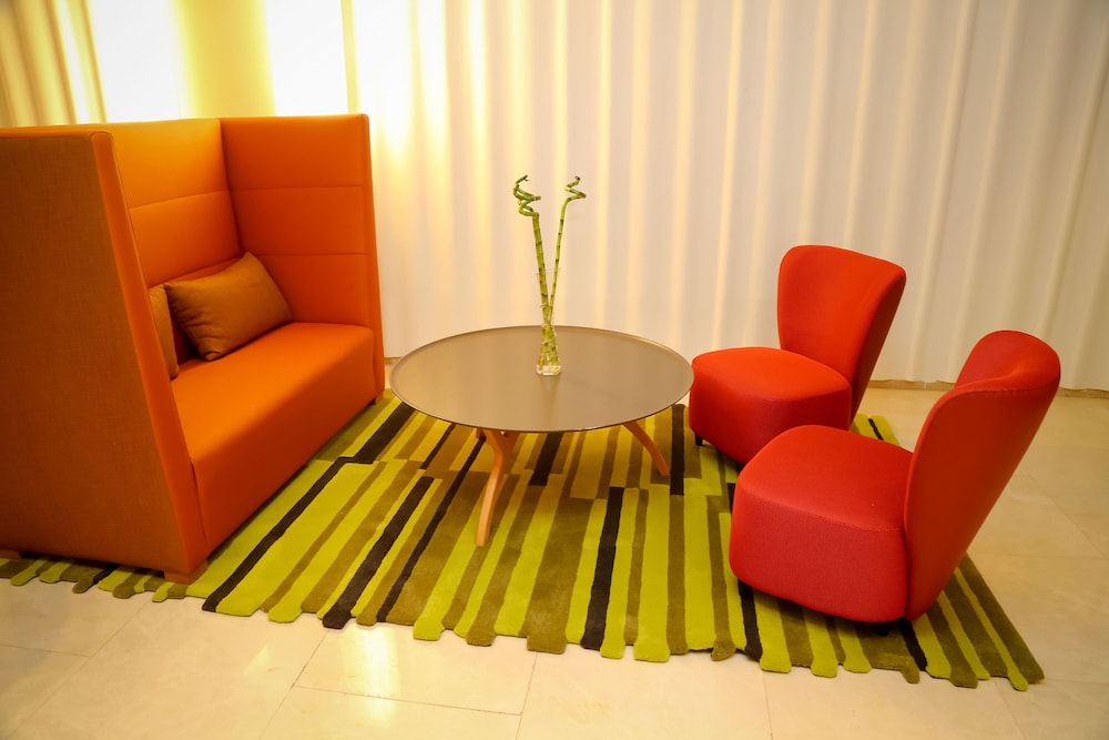 Park Mall Hotel & Conference Center 19/38