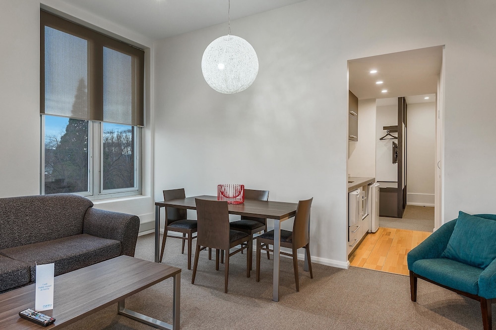 Mantra One Sandy Bay Road Hobart 49/64