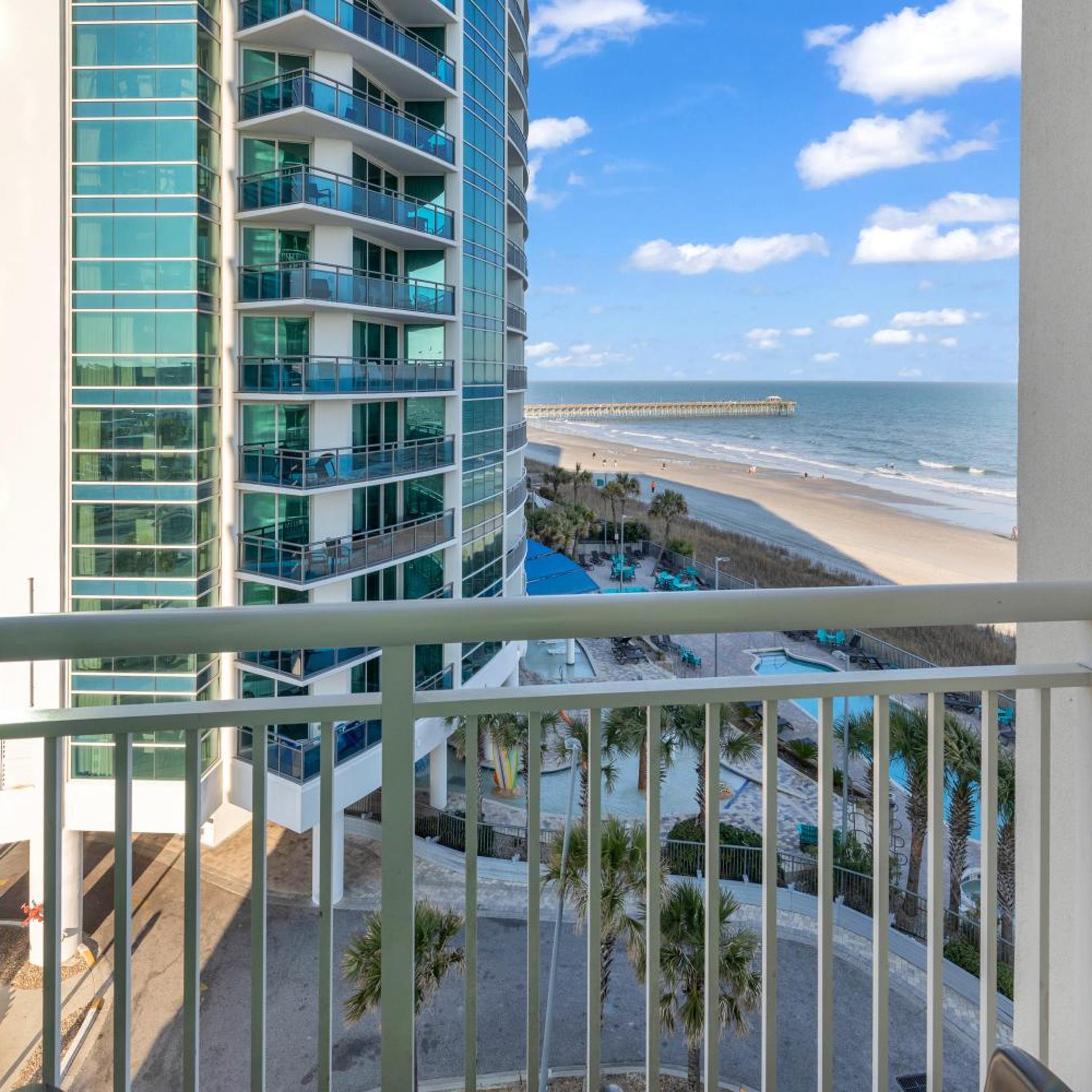 Sandy Beach Resort 5/50