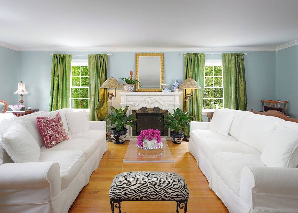 Colonial Gardens Bed & Breakfast 31/43
