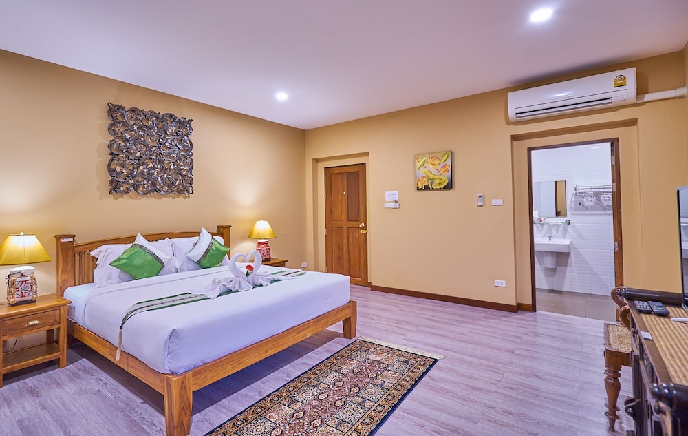 Huean Kham Hom Resort 20/72