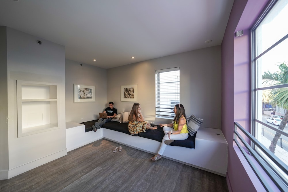 Viajero Miami - Adults Only 53/73