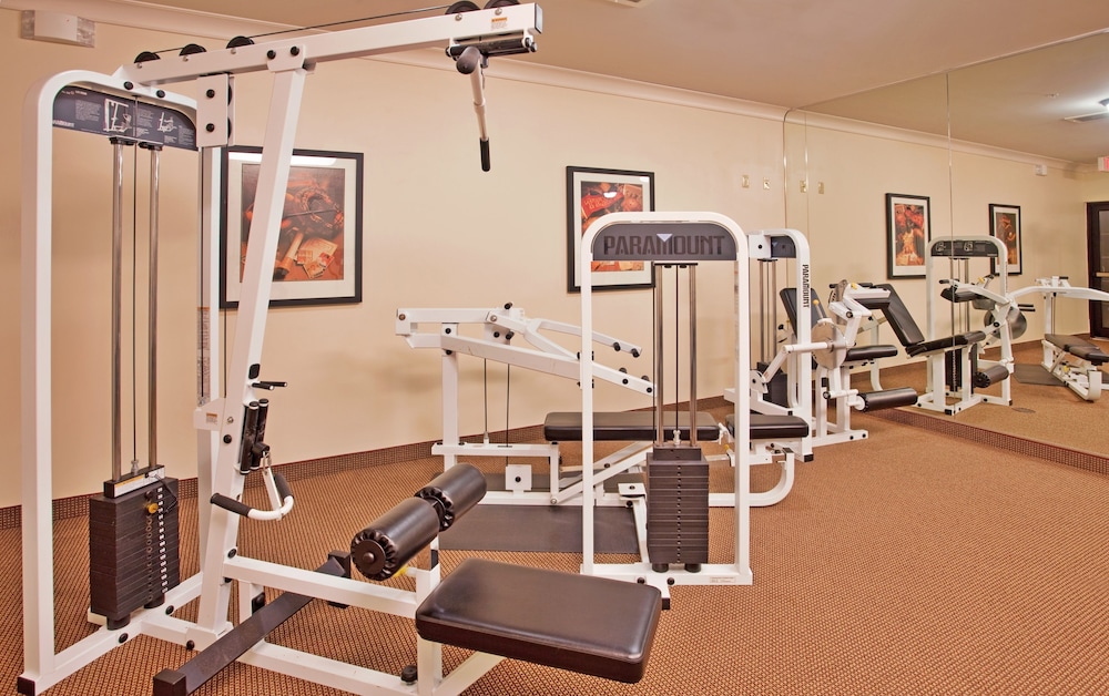 Staybridge Suites O Fallon Chesterfield 25/50