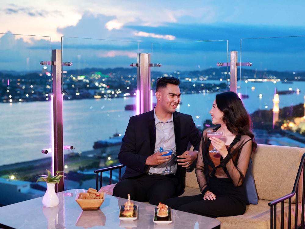 Mercure Samarinda 72/75